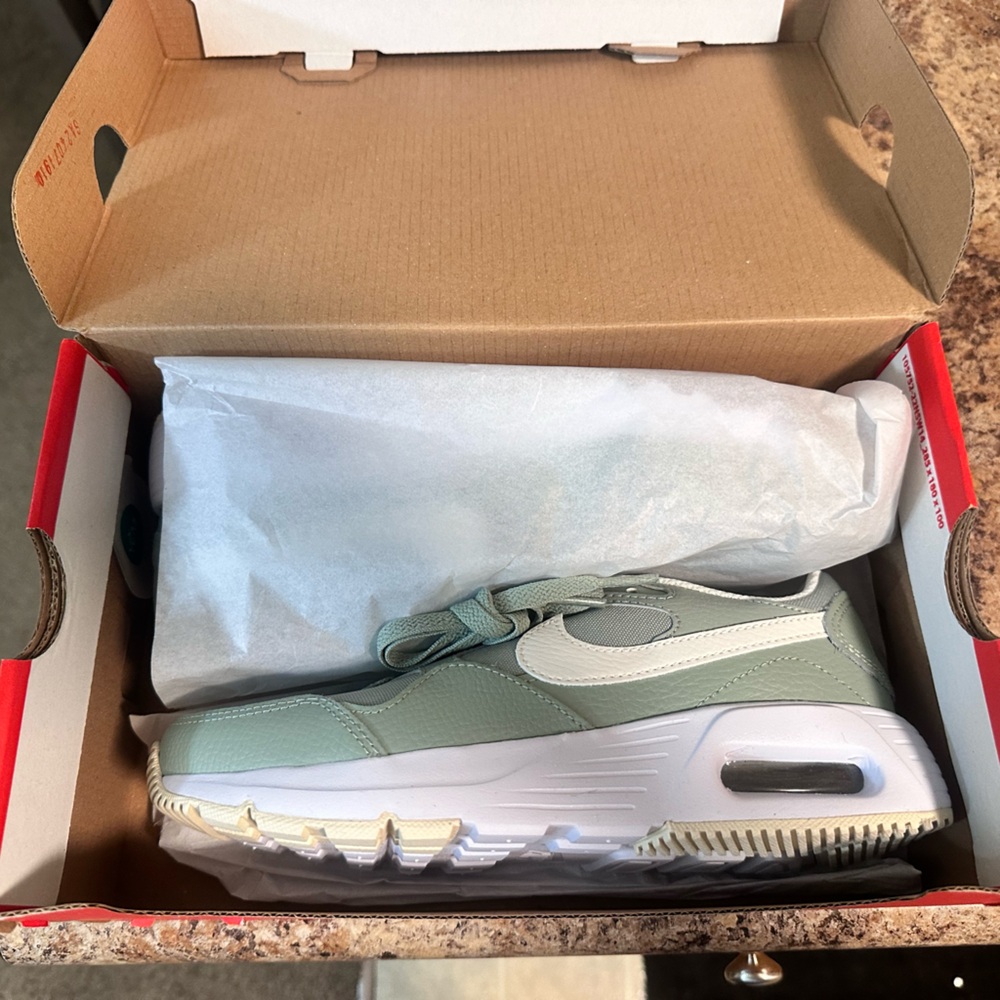 Nike Air Max SC - Size 6